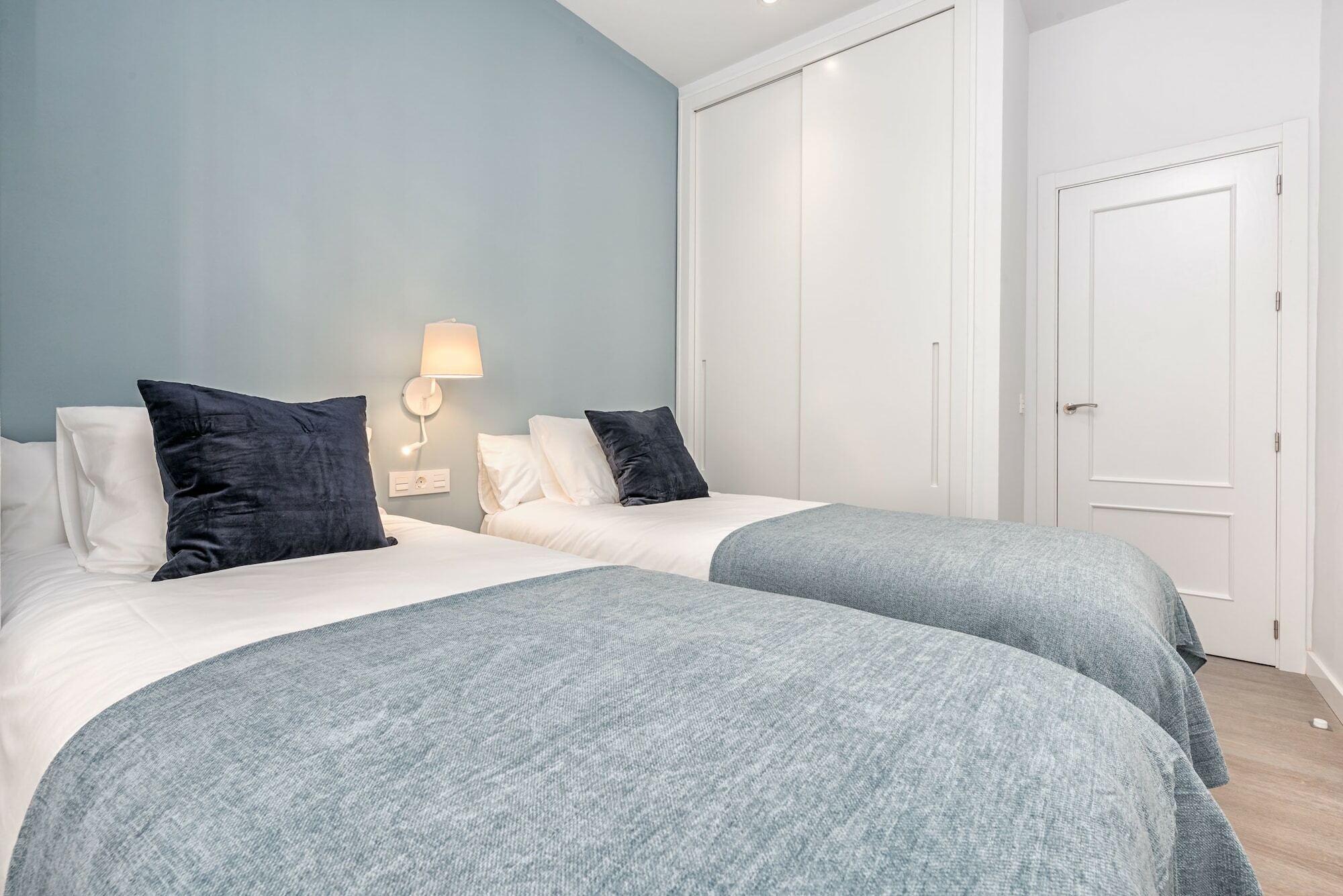 Solaga - Suites Merced Málaga Exteriör bild
